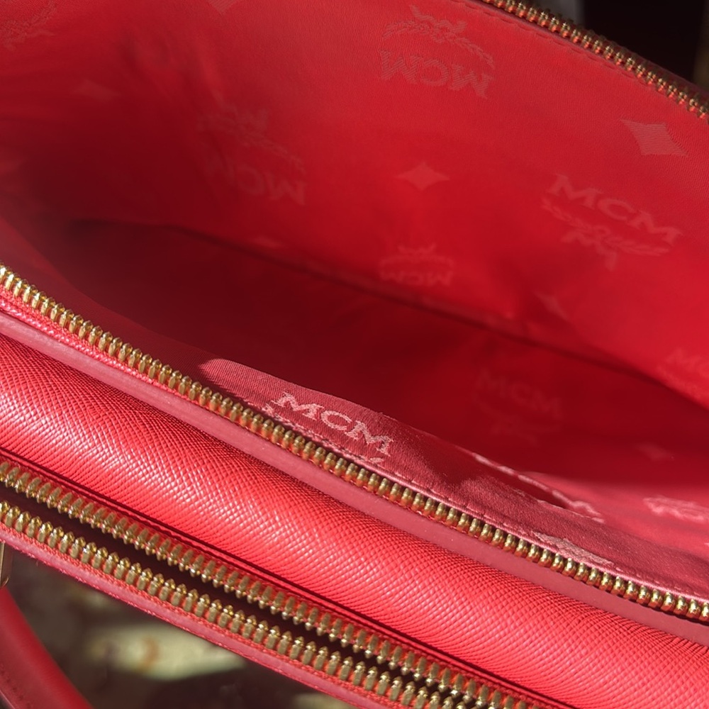MCM crossbody Satchel - Picture 9 of 14